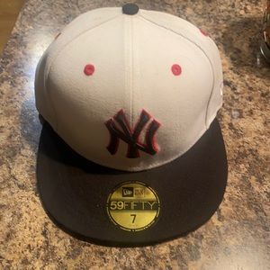 New York Yankees Fitted Cap